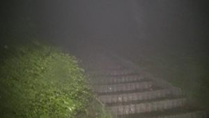 鹿児島県東光山公園でSKTが生放送している時に見つけた階段